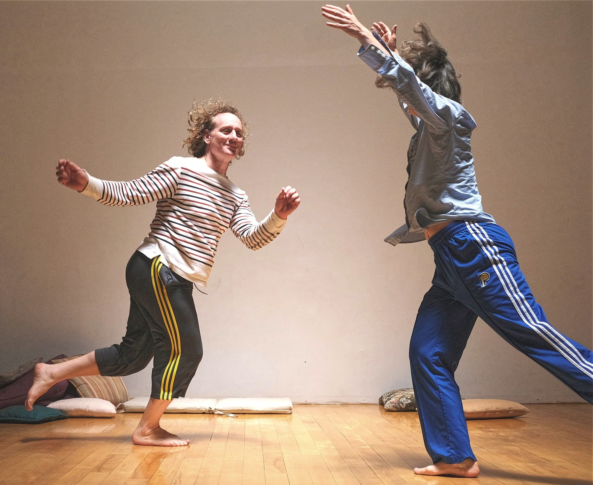 Deepening -                             
Contact Improvisation Series